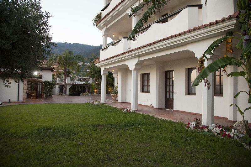Arenas Hotel Joppolo Exterior foto